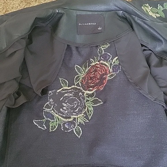 MockLeather biker Jacket with floral embroidery. - Picture 7 of 9